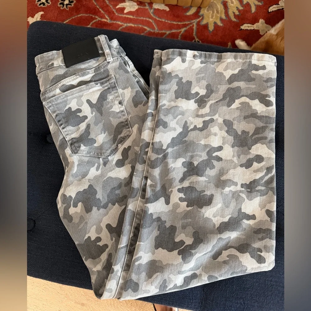 Camouflage Dad Jeans - Picture 1 of 3